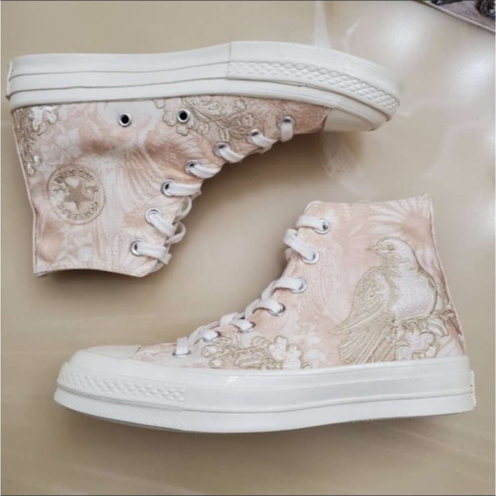 Converse chuck taylor bird spring forward embroidered high tops pink sz 37.5